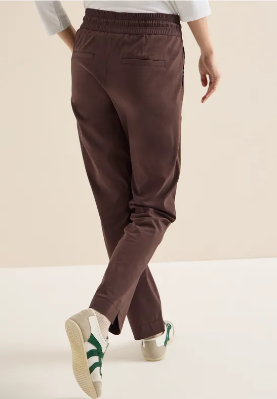 Bequeme Slim Leg Stretchhose