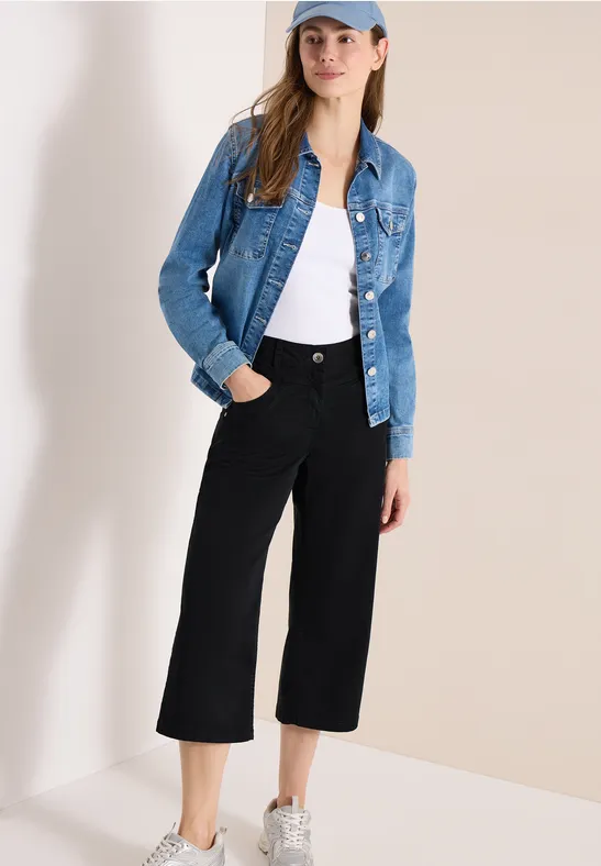 Cropped-Hose mit weitem Bein