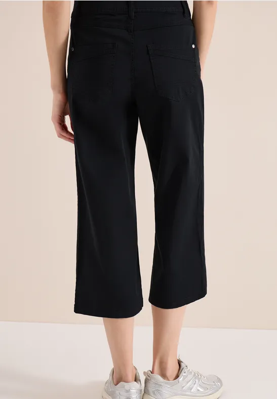 Cropped-Hose mit weitem Bein