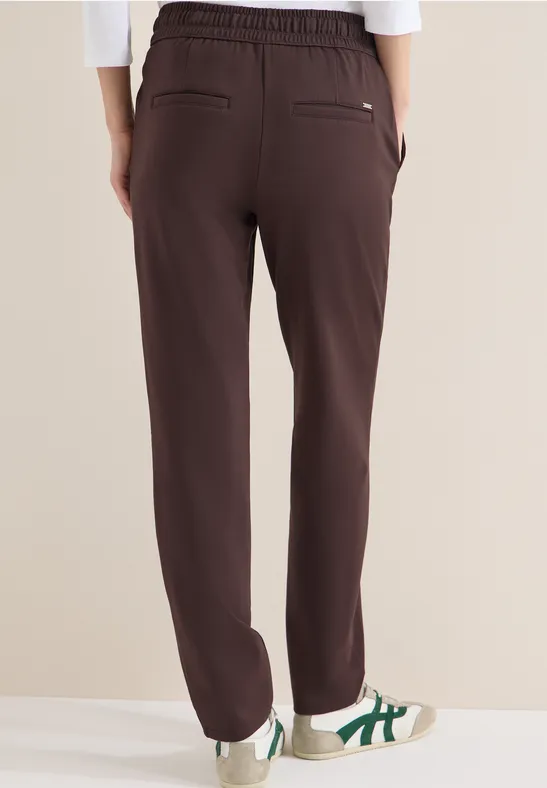 Legere Jerseyhose mit schmalem Bein