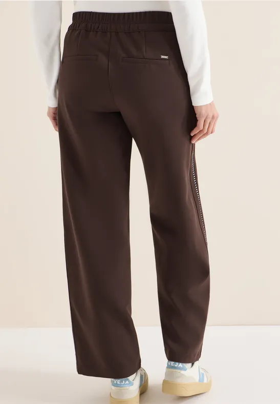 Weit geschnittene Twill-Hose mit Seitenstreifen