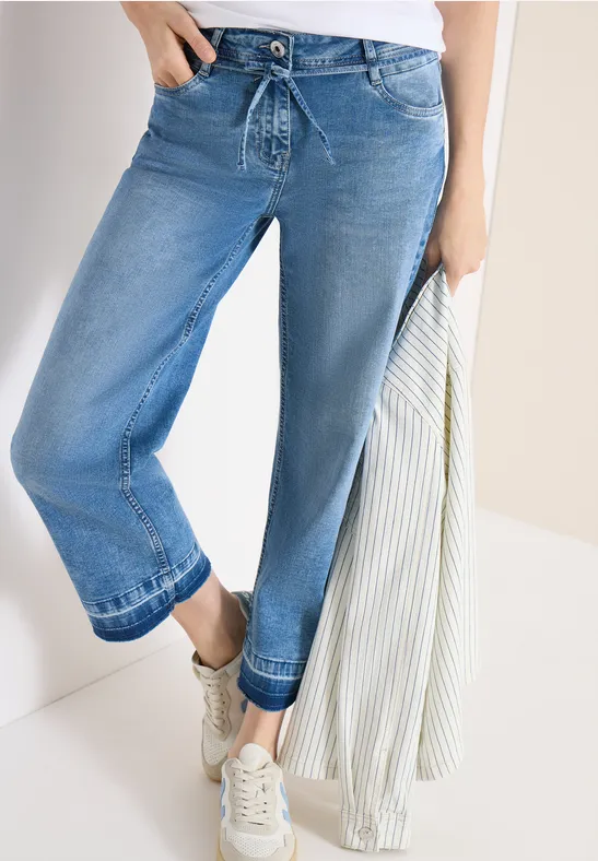 7/8 Straight-Leg-Jeans mit Bindegürtel