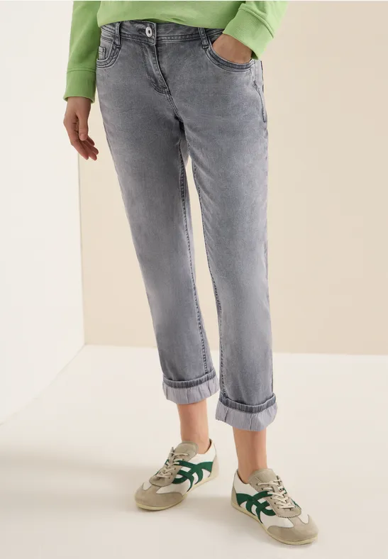 Mid-Waist Straight Leg Jeans