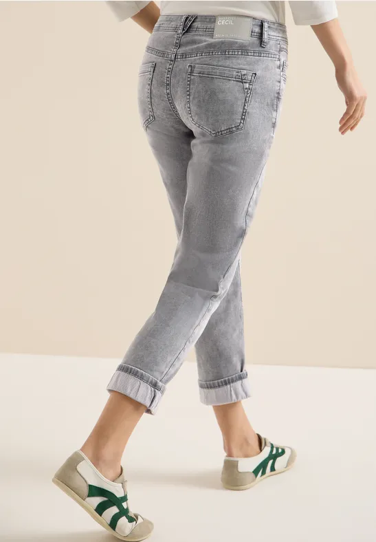 Mid-Waist Straight Leg Jeans