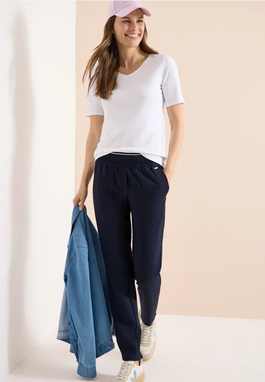 Sportive Jerseyhose mit schmalem Bein