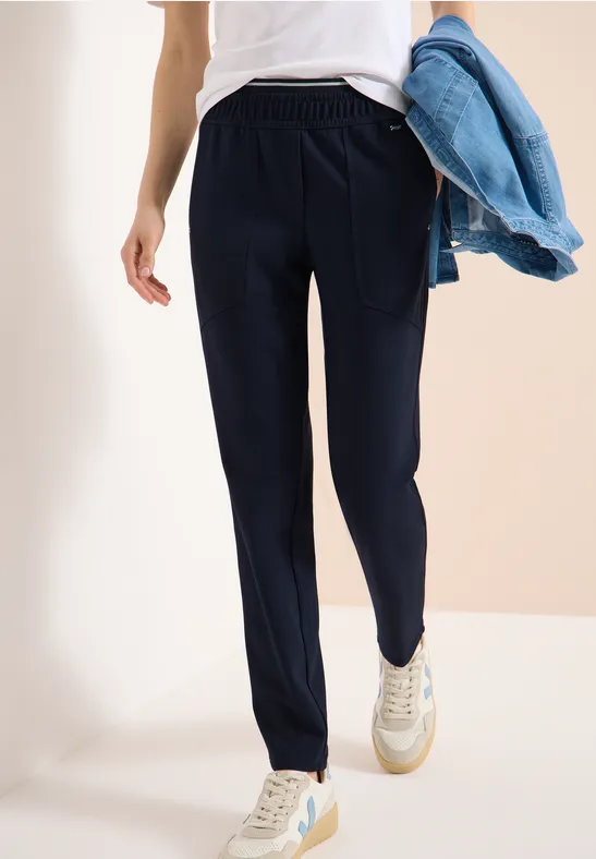 Sportive Jerseyhose mit schmalem Bein
