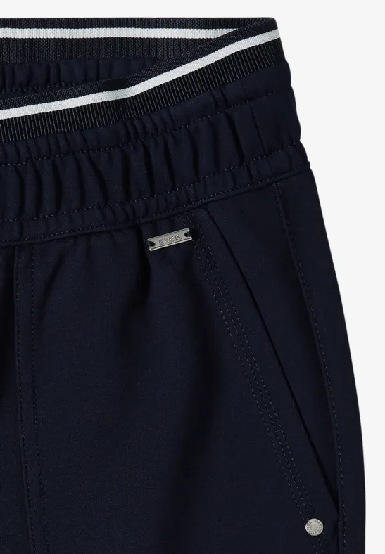 Sportive Jerseyhose mit schmalem Bein