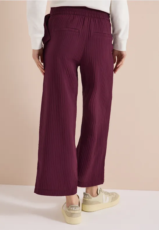 Strukturierte High-Waist Wide-Leg Hose