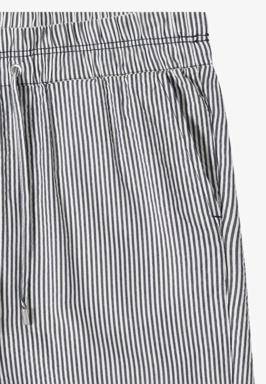 Gestreifte Seersucker-Hose mit weitem Bein