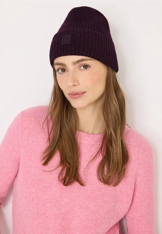 Rippstrick-Beanie mit Logo-Patch