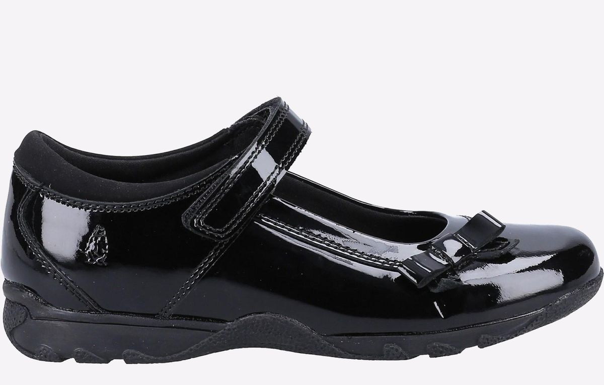 Lack-Spangenschuhe mit Schleife