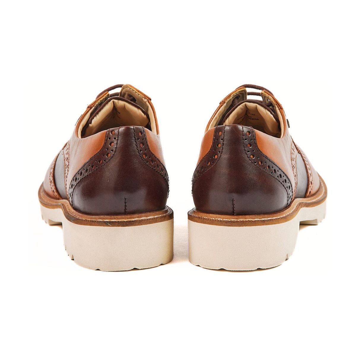 Klassische zweifarbige Brogues aus Leder