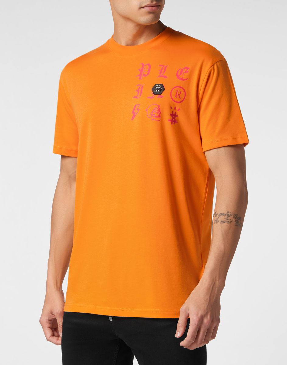 T-Shirt mit bejeweltem Gothic-Logo