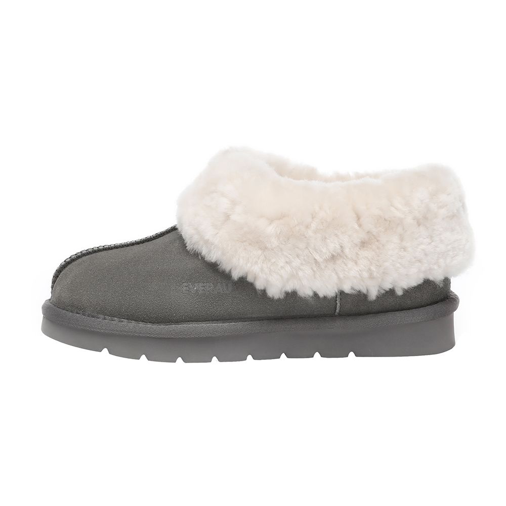 Wildleder-Hausschuhe mit flauschigem Schafwollfutter