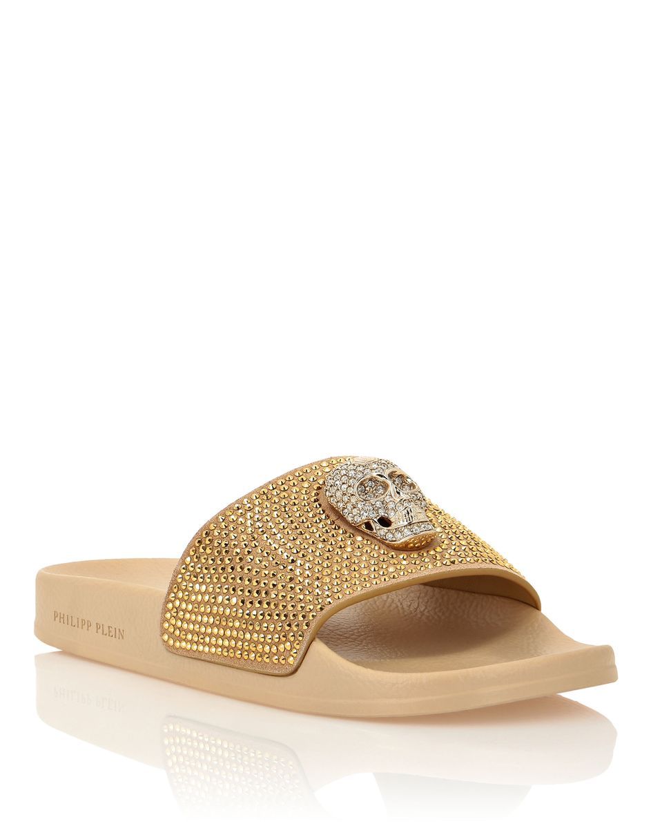 Kristallbesetzte Gummi-Sandalen mit Totenkopf