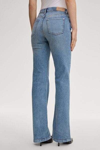 Bootcut-Jeans mit hoher Taille