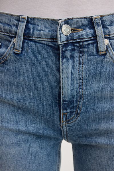 Bootcut-Jeans mit hoher Taille