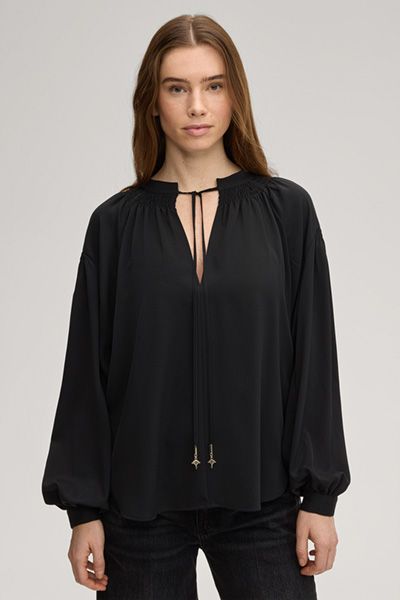 Fließende Bluse mit Bindeband