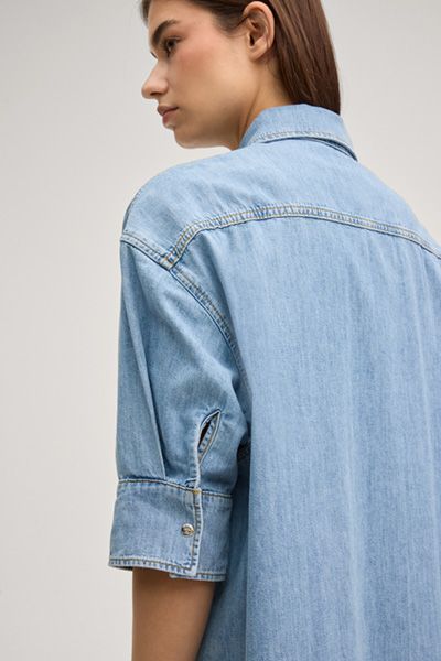 Locker geschnittenes Denim mit Dreiviertelarm