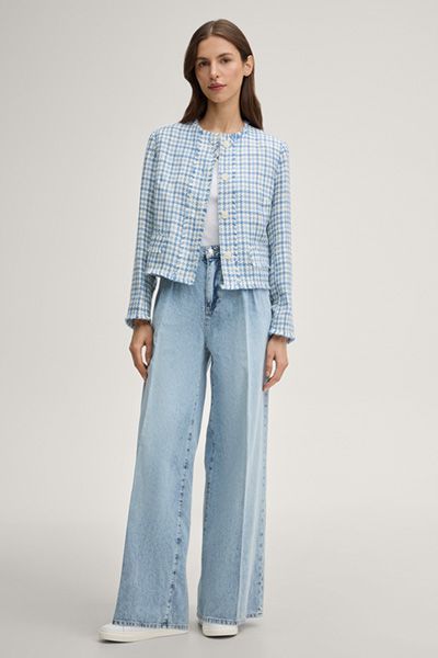 Weite Bundfaltenjeans mit hohem Bund