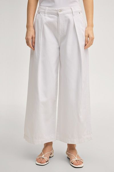 Verkürzte Wide-Leg-Jeans mit Bundfalten