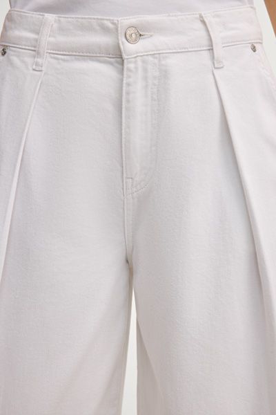 Verkürzte Wide-Leg-Jeans mit Bundfalten