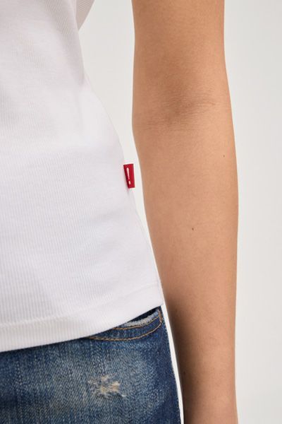 Feminines T-Shirt mit Glitzerschriftzug