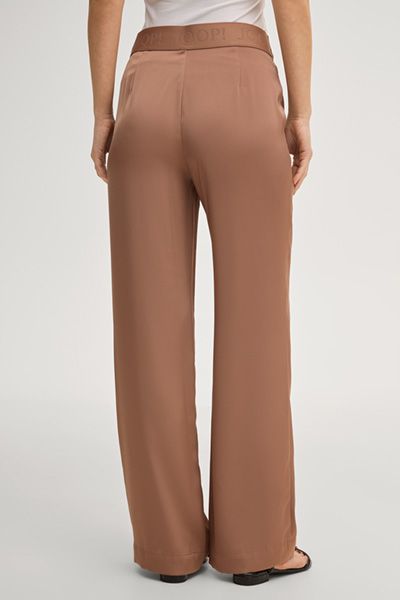 Hoch taillierte Satinhose mit weitem Bein