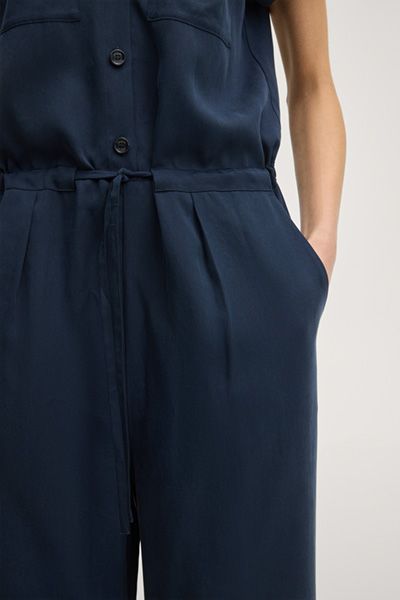 Eleganter Jumpsuit mit weitem Bein