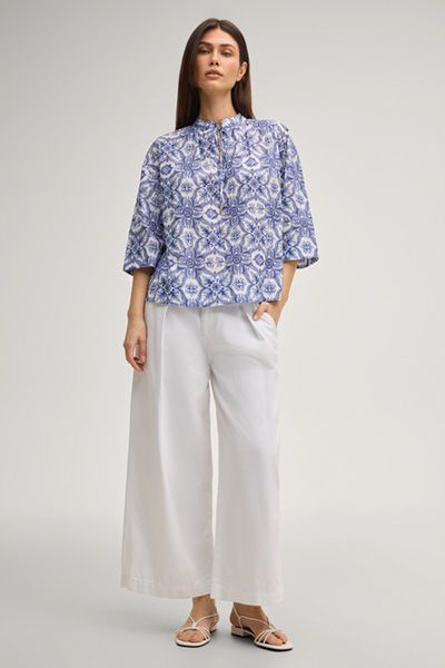 Bluse mit mediterranem Muster
