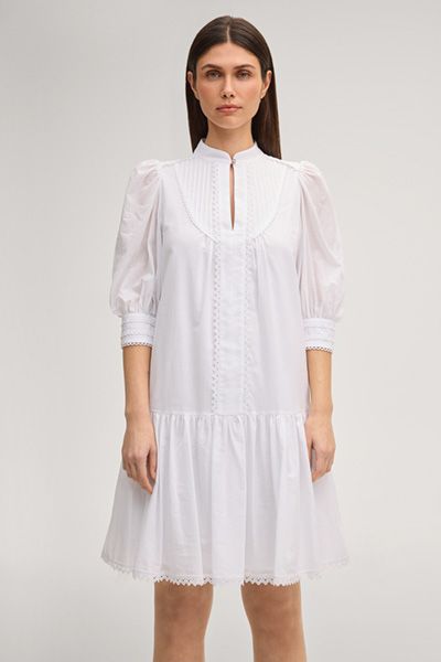 Romantisches Mini-Kleid mit Lochspitze