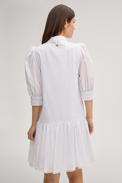 Romantisches Mini-Kleid mit Lochspitze