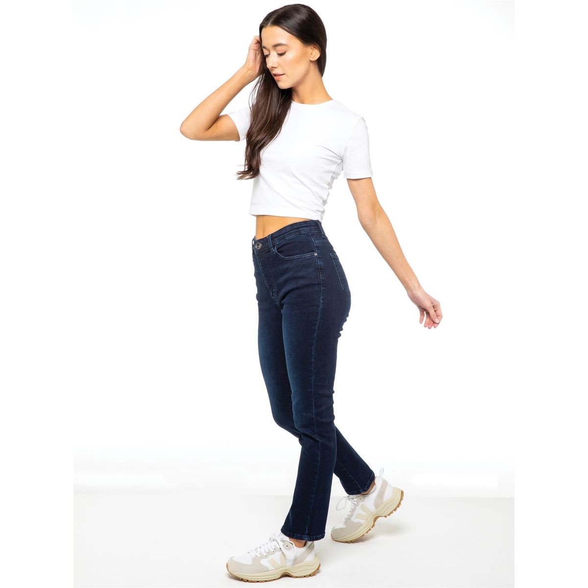 Klassische High-Waist-Jeans mit geradem Bein
