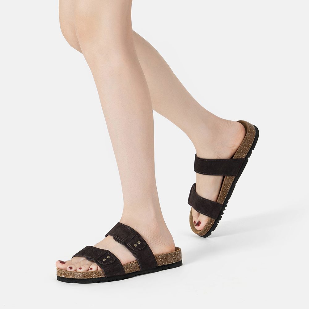 Minimalistische Wildleder-Sandalen mit Doppelriemen