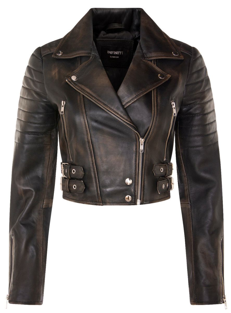 Kurze Lederjacke im Biker-Stil