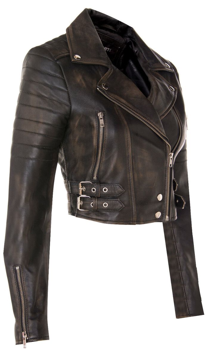 Kurze Lederjacke im Biker-Stil