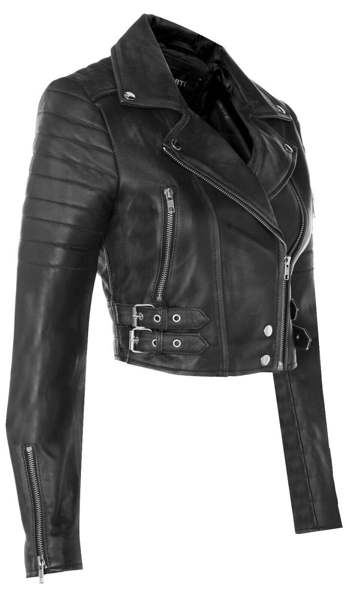 Kurze Lederjacke im Biker-Stil