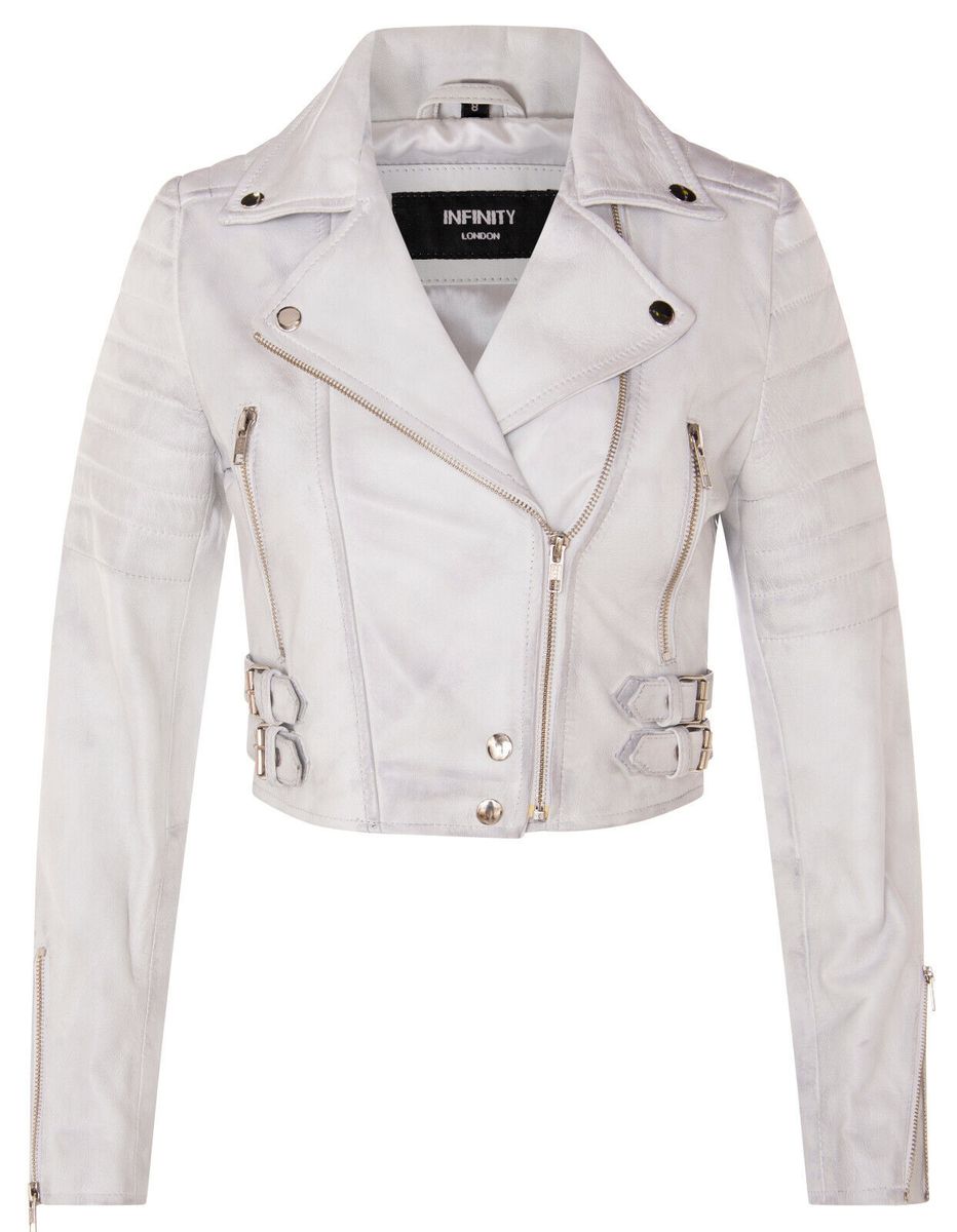 Kurze Lederjacke im Biker-Stil