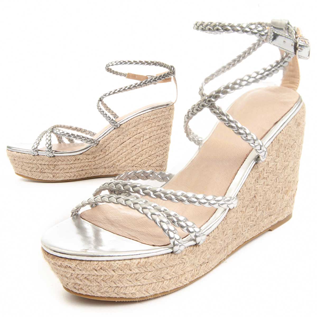 Espadrille-Keilsandaletten mit geflochtenen Metallic-Riemen