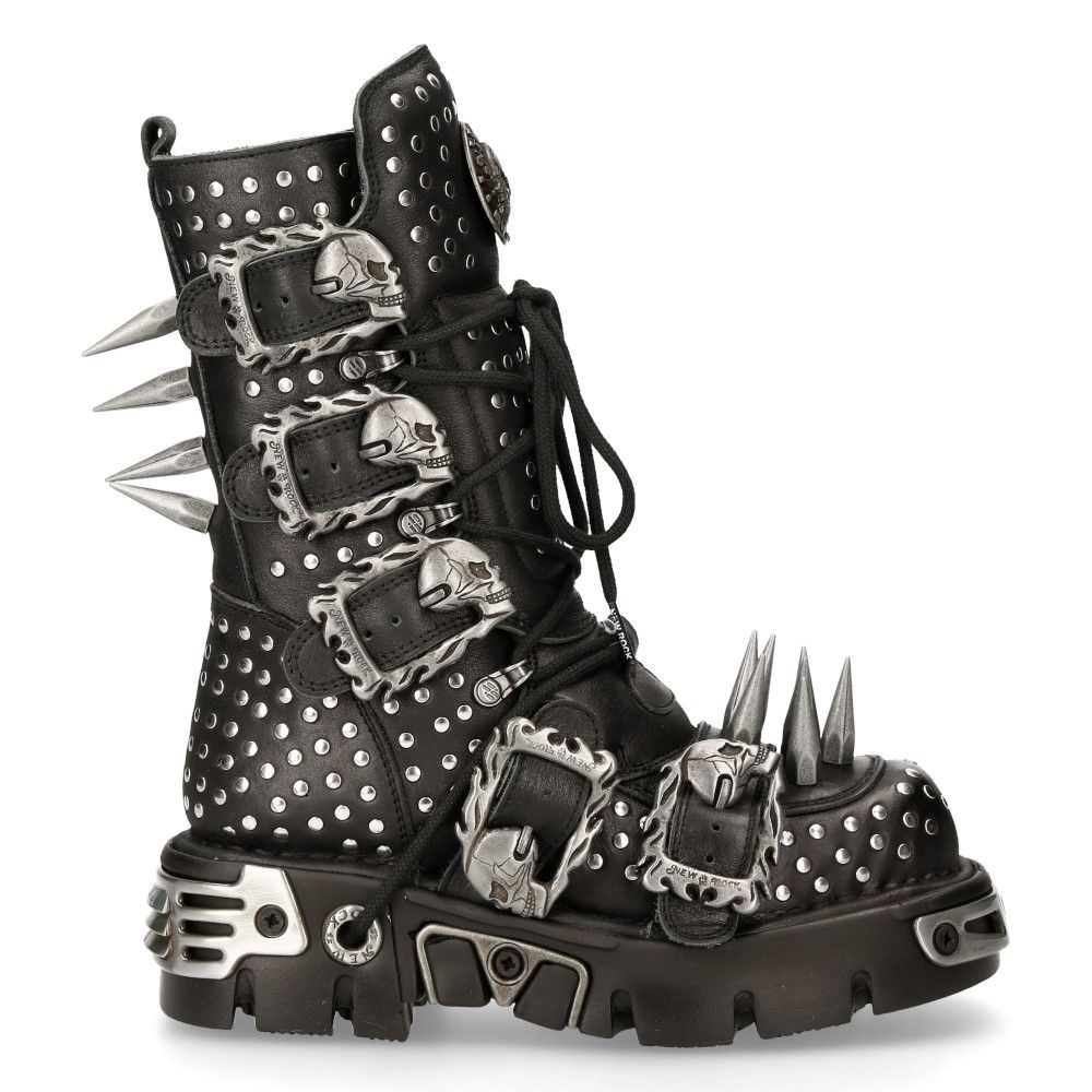 Gothic-Plateaustiefel mit Totenkopf-Verzierung und Nieten