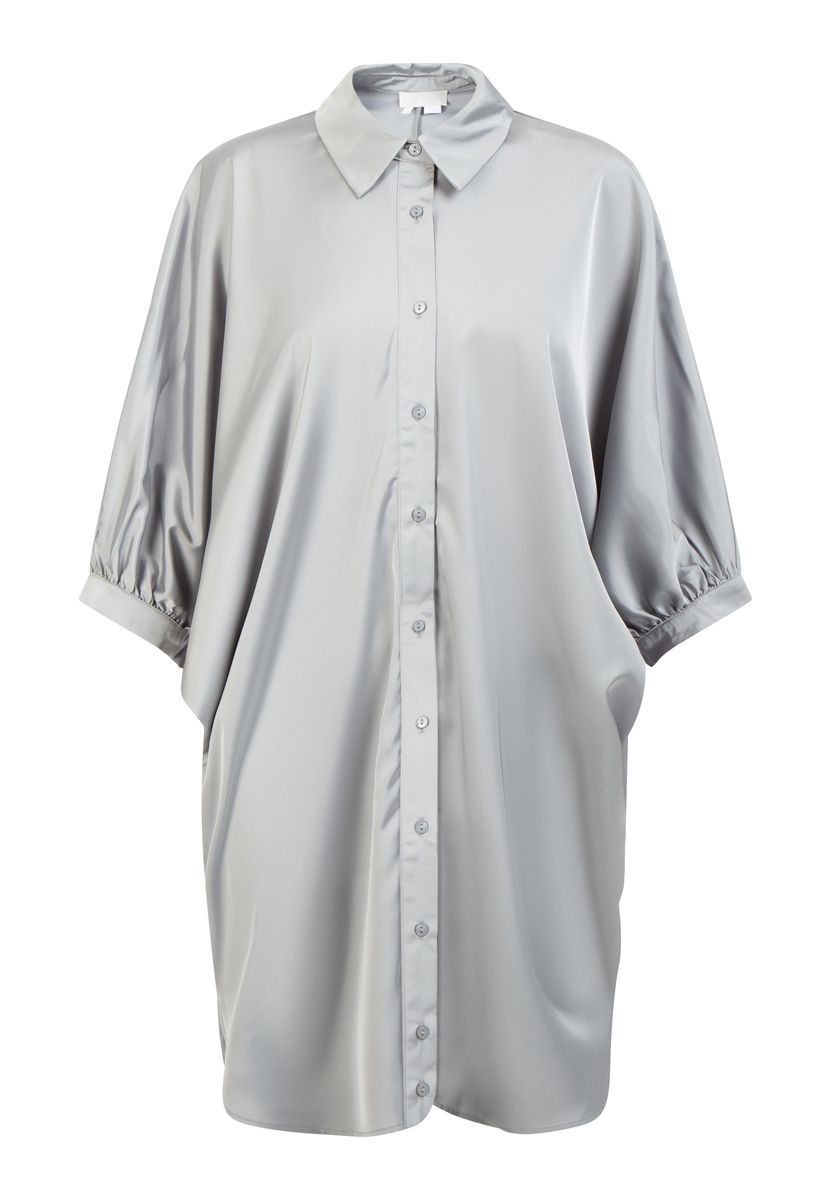 Oversized Satin-Tunika mit Knopfleiste