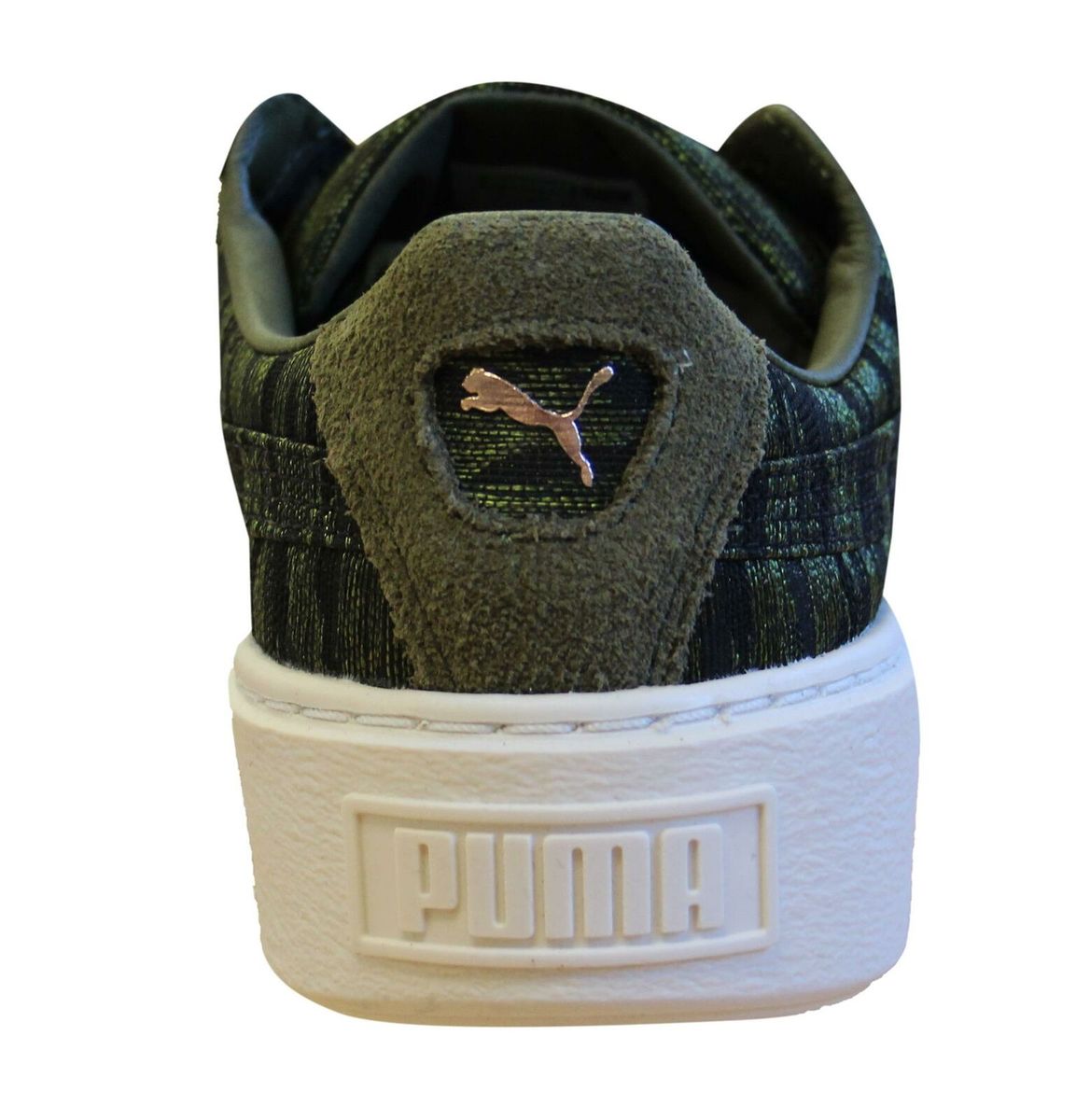 Strukturierte Plateau-Sneaker mit niedrigem Schaft