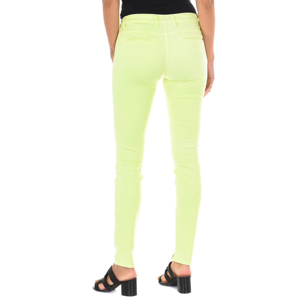 Hüfthose im Slim Fit Chino-Stil