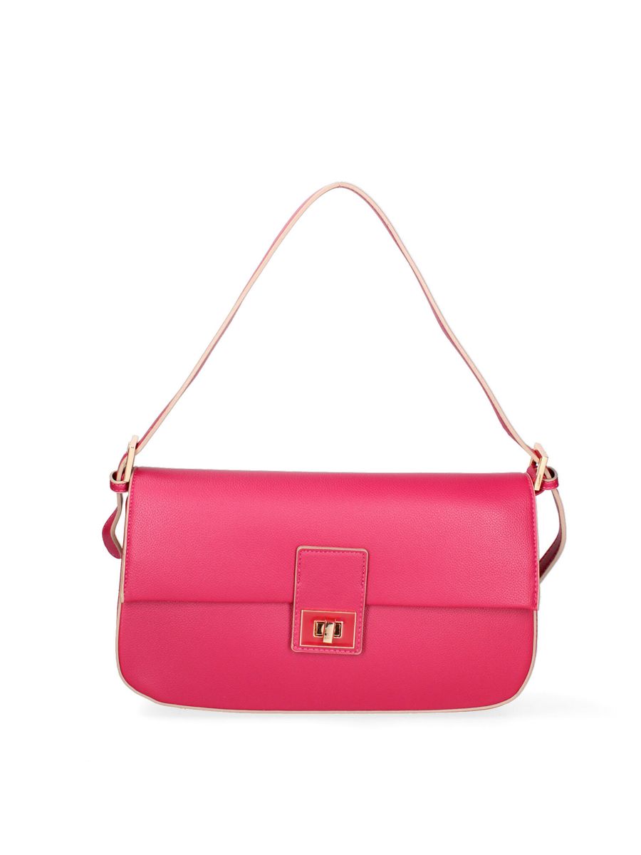 Minimalistische Tasche aus genarbtem Kunstleder