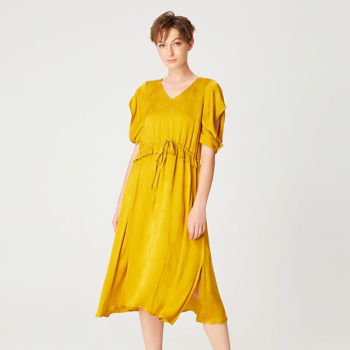 Fließendes Jacquard-Satin-Midikleid