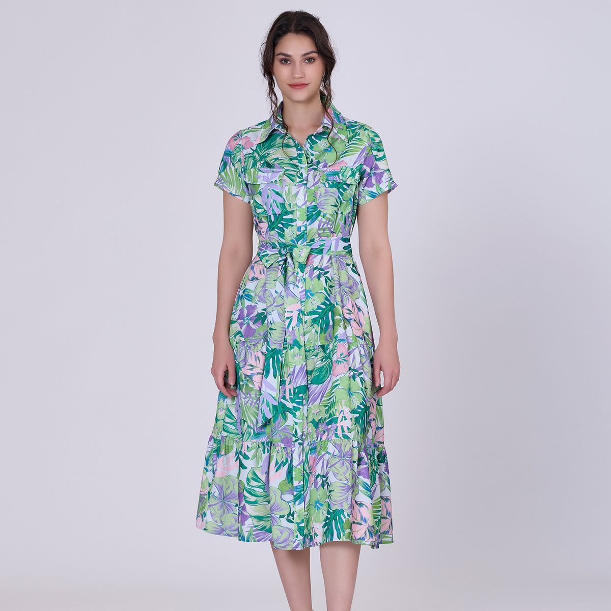 Gestuftes Midikleid mit Tropen-Print