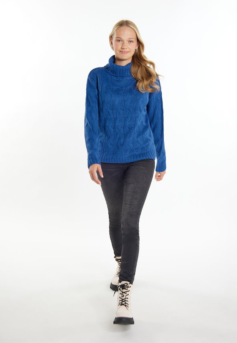 Klassischer Zopfstrick-Rollkragenpullover
