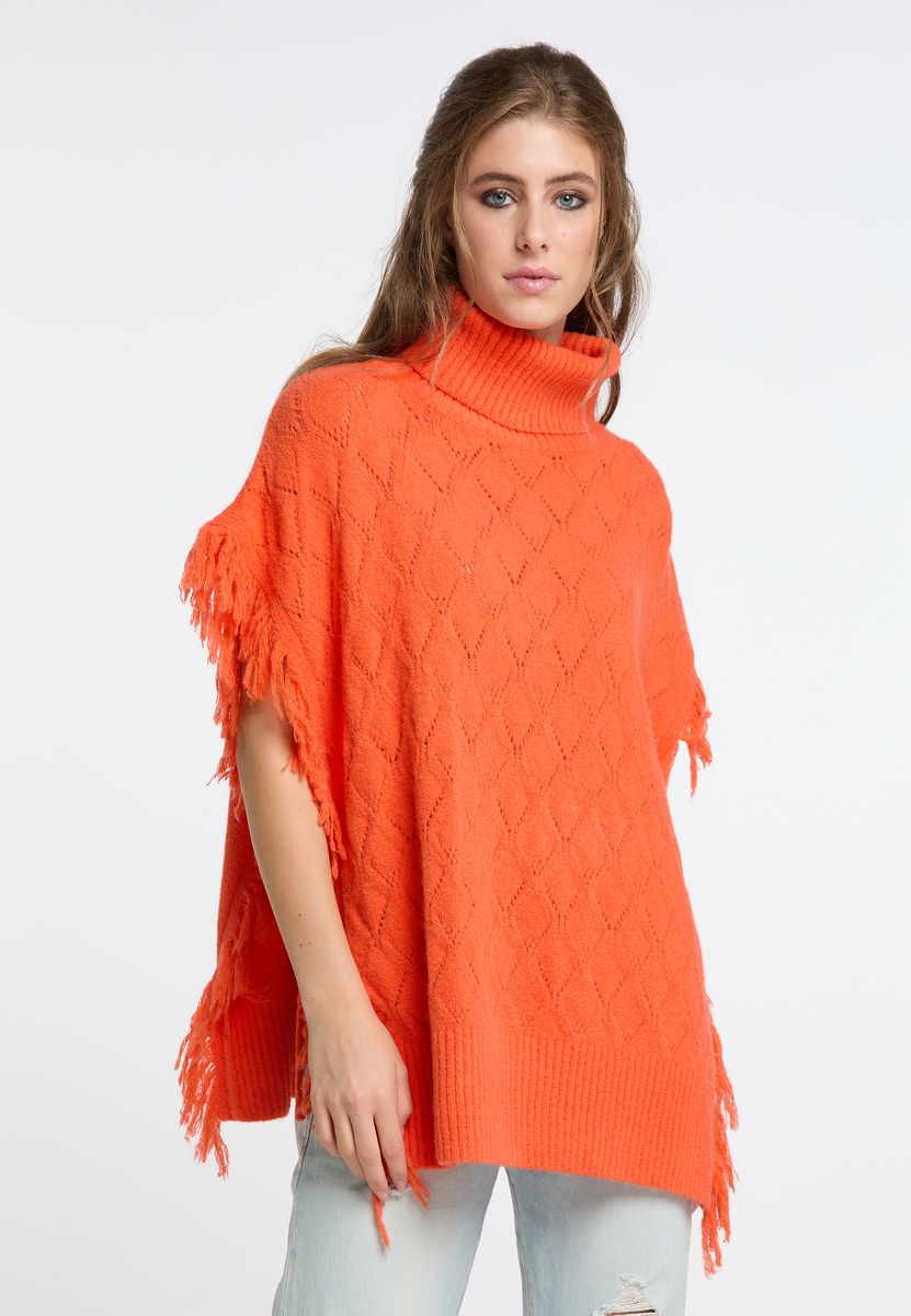 Rollkragen-Poncho mit Rauten-Strickmuster