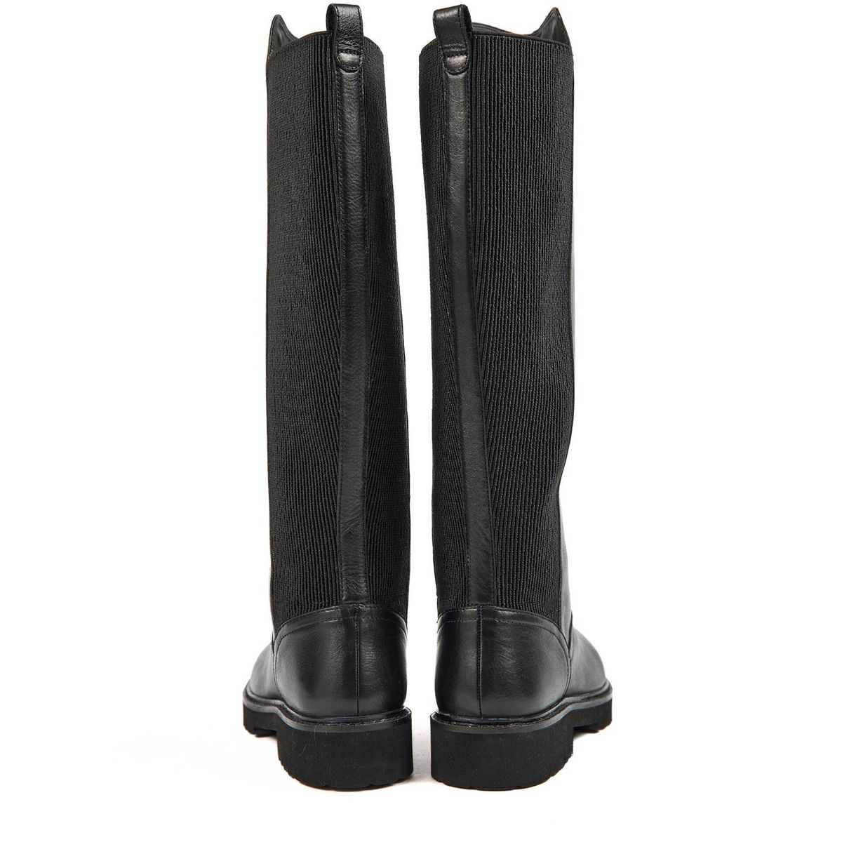 Kniehohe Lederstiefel mit Elastikeinsatz