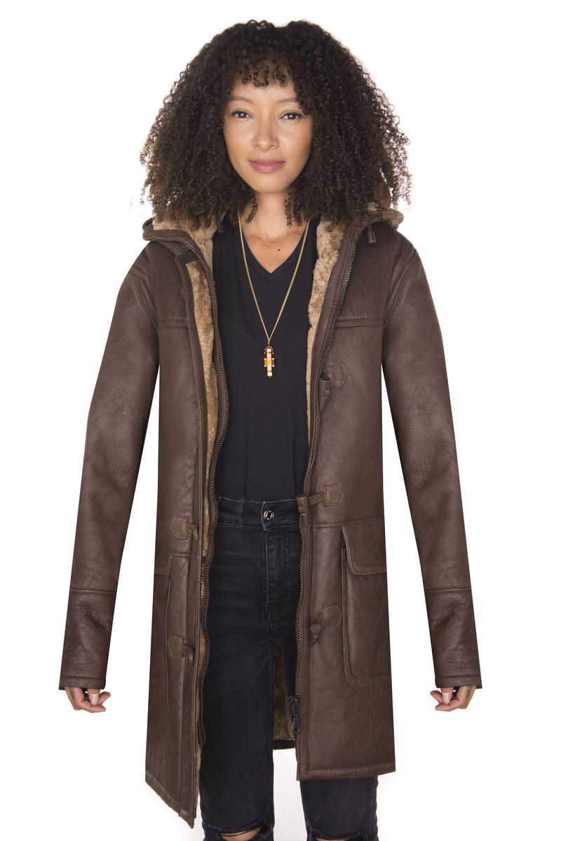 Dufflecoat aus Schafsfell mit Kapuze